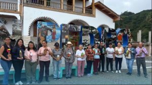 TALLER DE TIC DE EMPRENDIMIENTO Y PORCELANA FRIA CASERA